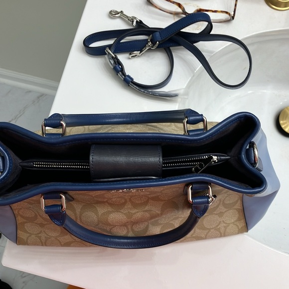 Coach New York Satchel - Picture 7 of 10